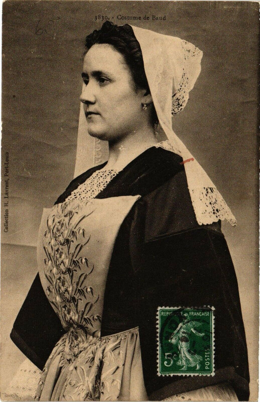 Carte postale ancienne Costume de Baud à Baud