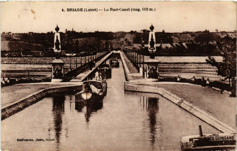 Carte postale ancienne Briare - Le Pont-Canal à Briare