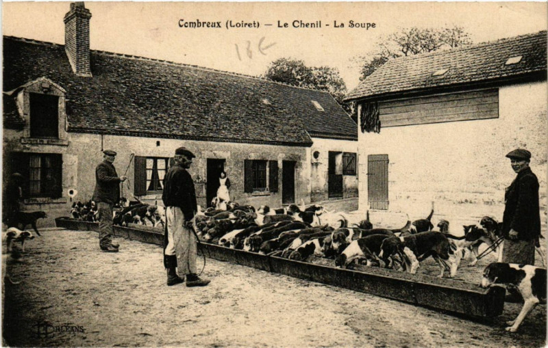 Carte postale ancienne Combreux - Le Chenil - La Soupe à Combreux