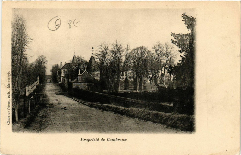Carte postale ancienne Combreux - Propriete de Combreux à Combreux