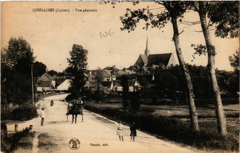 Carte postale ancienne Coullons - Vue générale à Coullons