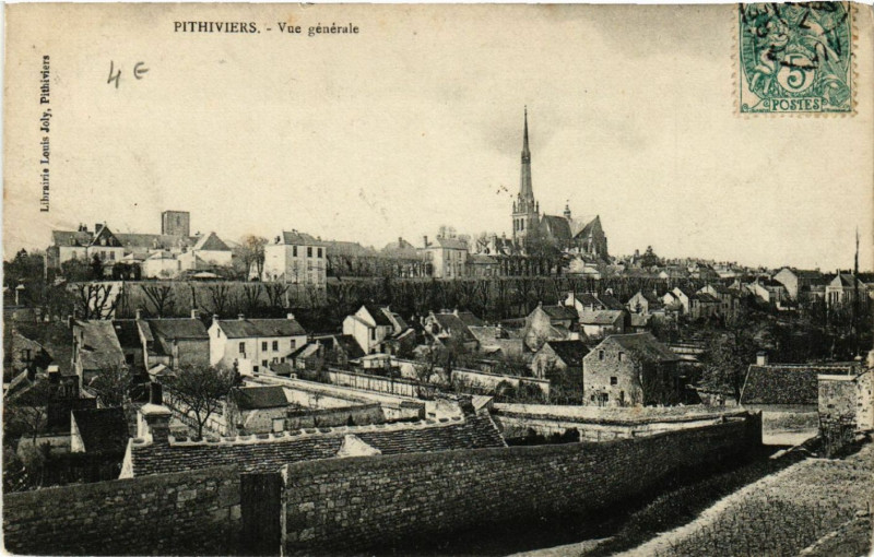 Carte postale ancienne Pithiviers - Vue générale à Pithiviers