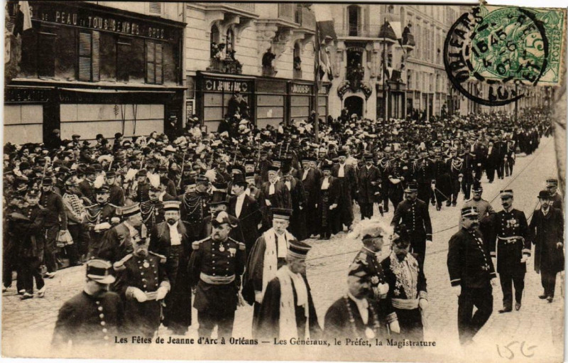 Carte postale ancienne Orleans Fete de Jeanne d'Arc Les généraux le Préfet à Orléans