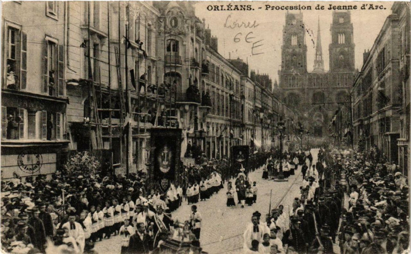 Carte postale ancienne Orleans Procession de Jeanne d'Arc à Orléans