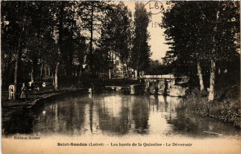 Carte postale ancienne Saint-Gondon Les bords de la Quiaulne Le Déversoir à Saint-Gondon