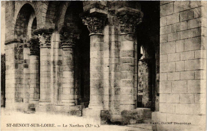 Carte postale ancienne Saint-Benoit-sur-Loire Le Narthex