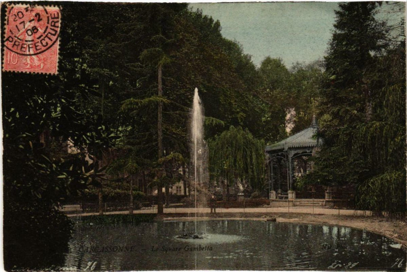 Carte postale ancienne Carcassonne Le Square Gambetta