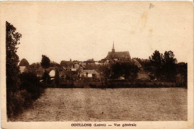 Carte postale ancienne Coullons Vue générale à Coullons