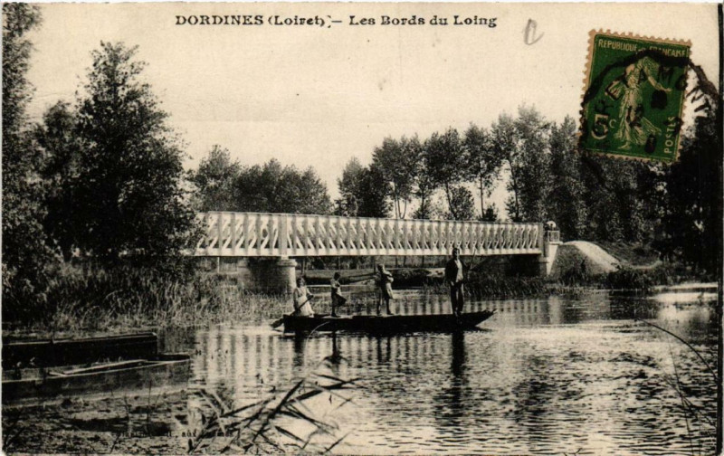 Carte postale ancienne Dirdines Les Bords du Loing