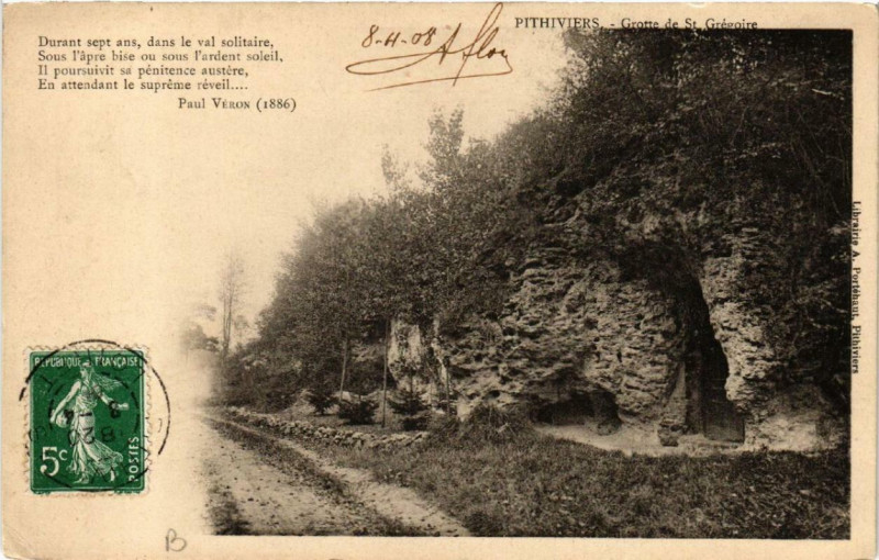 Carte postale ancienne Pithiviers Grotte de Saint-Grégoire à Pithiviers