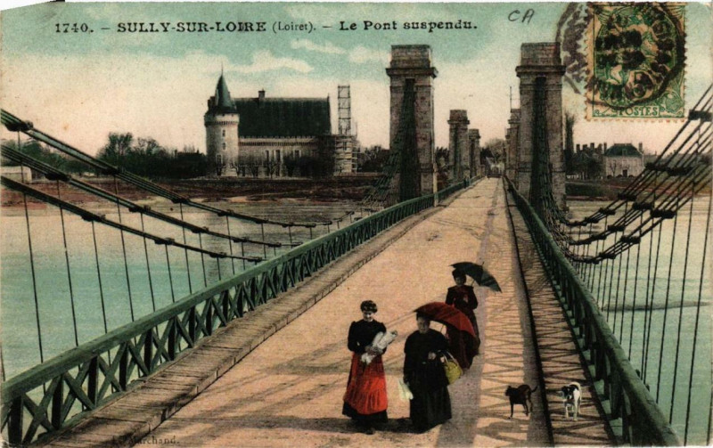 Carte postale ancienne Sully-sur-Loire Le Pont suspendu à Sully-sur-Loire