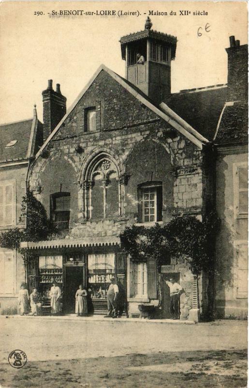 Carte postale ancienne Saint-Benoit-sur-Loire Maison du XIIe siecle