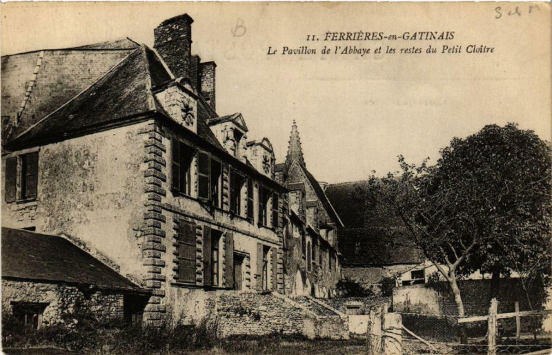Carte postale ancienne Ferrieres-en-Gatinais Le Pavillon de l'Abbaye à Ferrières-en-Gâtinais
