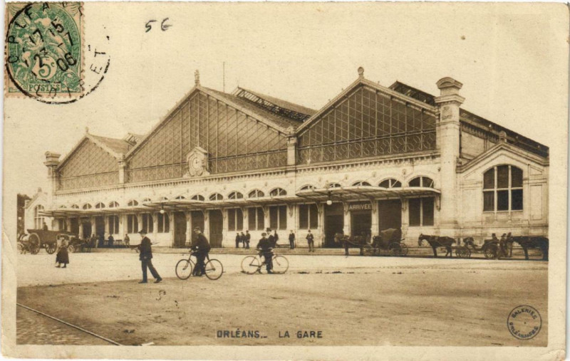 Carte postale ancienne Orleans La Gare à Orléans