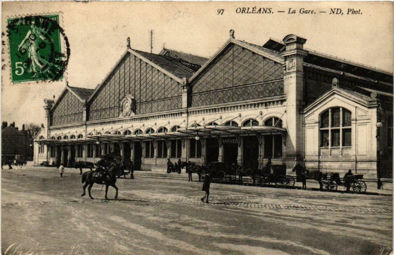 Carte postale ancienne Orleans La Gare à Orléans
