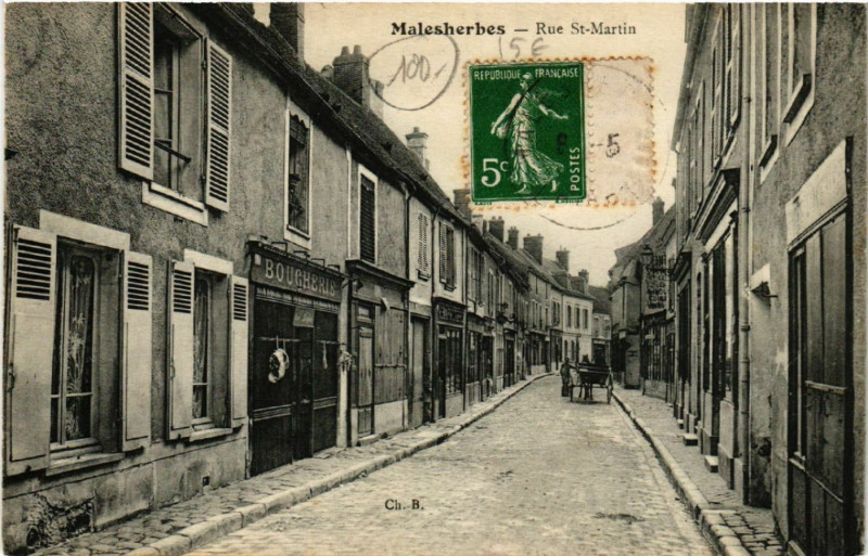 Carte postale ancienne Malesherbes - Rue Saint-Martin