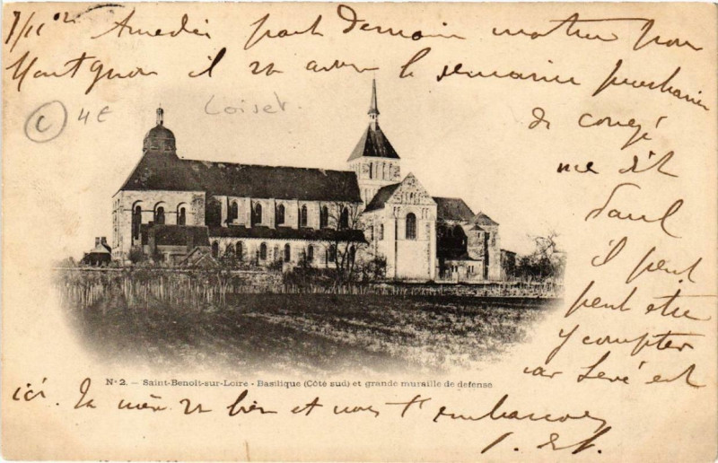 Carte postale ancienne Saint-Benoit-sur-Loire Basilique