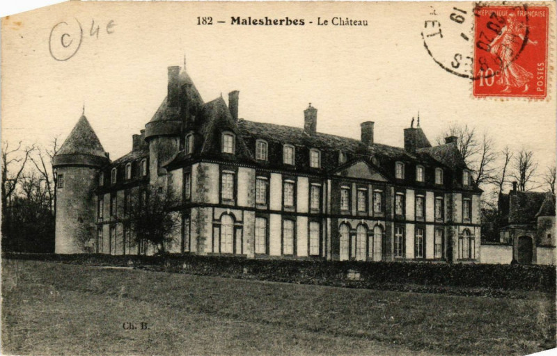 Carte postale ancienne Malesherbes - Le Chateau