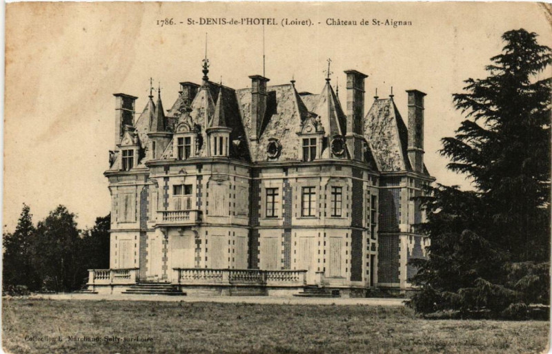 Carte postale ancienne Saint-Denis-de-l'Hotel Chateau de Saint-Aignan