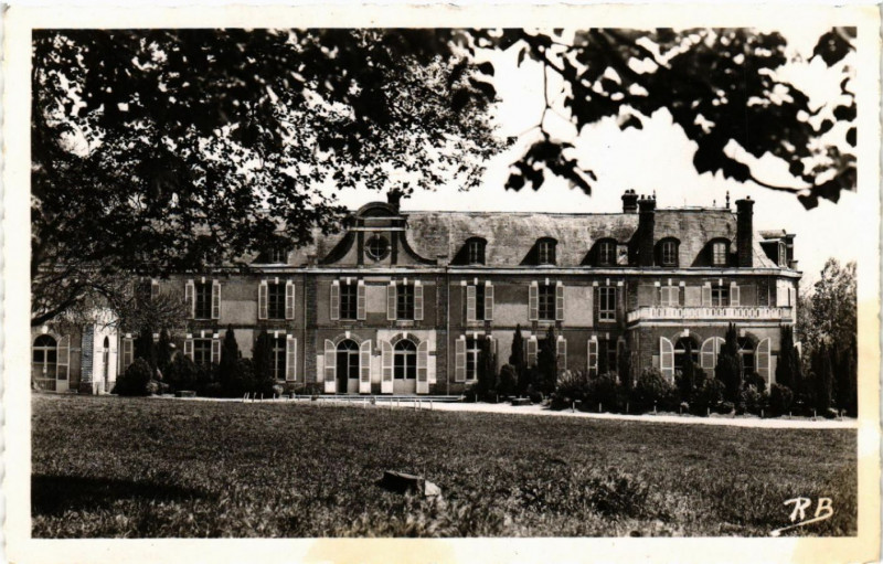 Carte postale ancienne Douchy - Chateau de la Brulerie