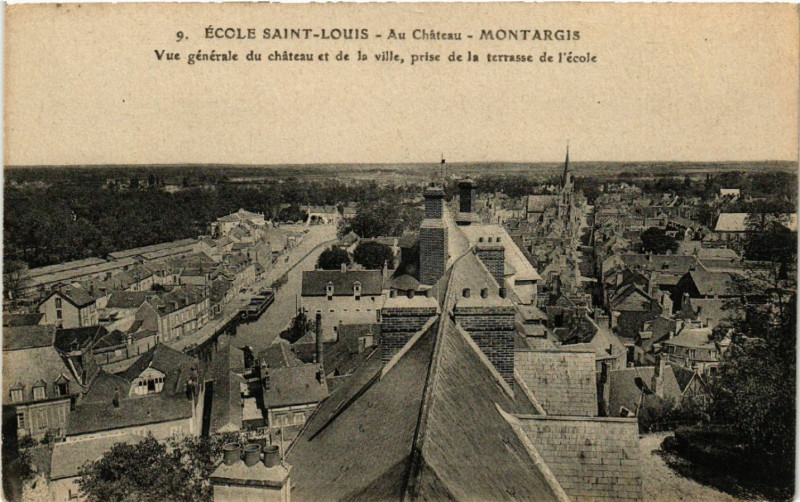 Carte postale ancienne Montargis - Ecole Saint-Louis - Au Chateau - Vue générale à Montargis