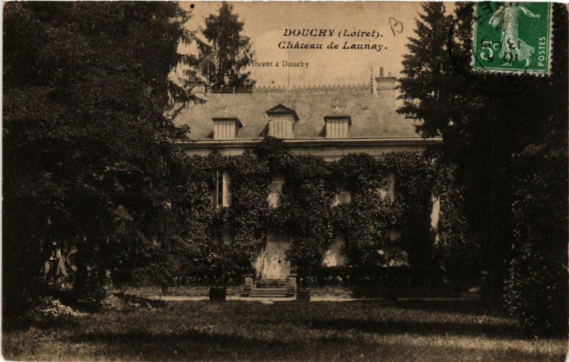 Carte postale ancienne Douchy Chateau de Launay
