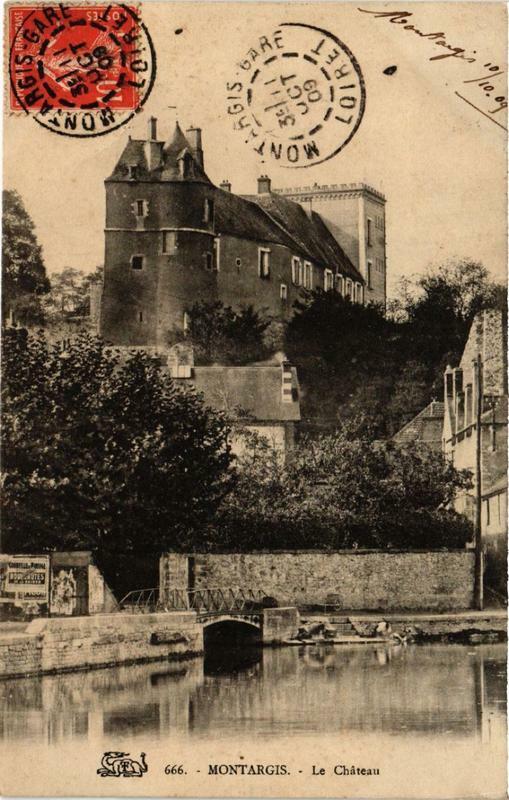 Carte postale ancienne Montargis Le Chateau à Montargis
