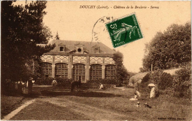 Carte postale ancienne Douchy Chateau de la Brulerie Serres