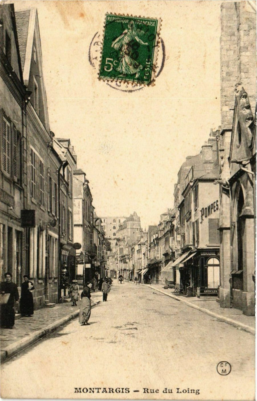 Carte postale ancienne Montargis Rue du Loing à Montargis
