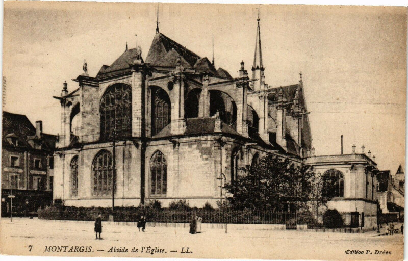 Carte postale ancienne Montargis - Abside de l'Eglise à Montargis