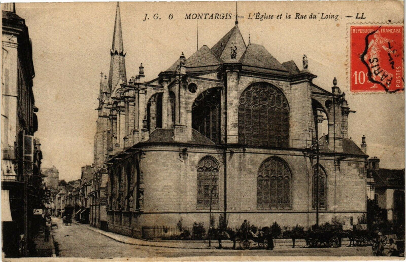 Carte postale ancienne Montargis - L'Eglise et la Rue du Loing à Montargis