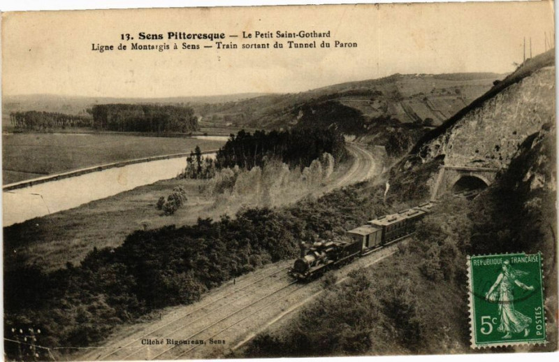 Carte postale ancienne Sens Pittoresque-Le Petit St-Gothard Ligne de Montargis a Sens à Montargis