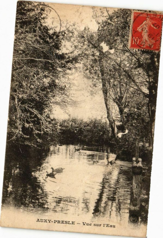 Carte postale ancienne Aux-PRESle - Vue sur l'Eau