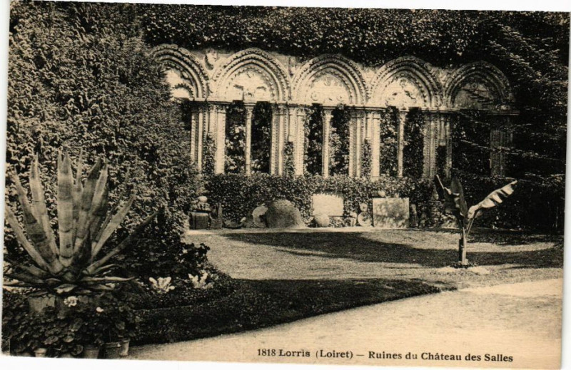 Carte postale ancienne Gien - Ruines du Chateau à Gien