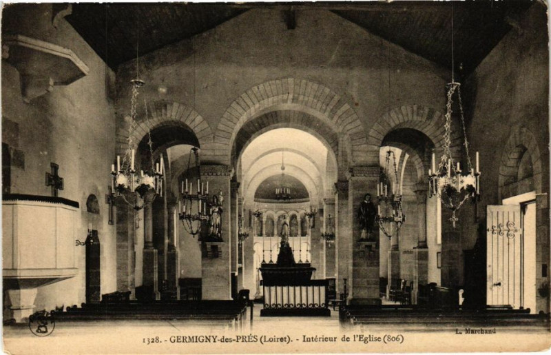 Carte postale ancienne Germigny-des-Pres - Interieur de l'Eglise à Germigny-des-Prés
