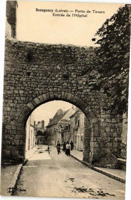 Carte postale ancienne Beaugency - Porte de Tavers à Beaugency