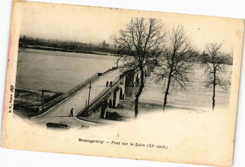 Carte postale ancienne Beaugency - Pont sur la Loire à Beaugency