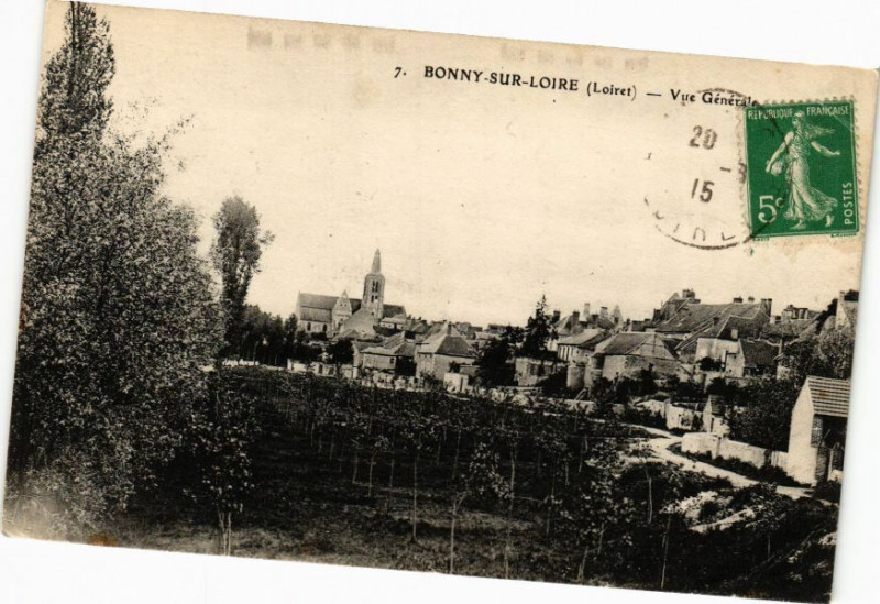 Carte postale ancienne Bonny-sur-Loire - Vue générale à Bonny-sur-Loire