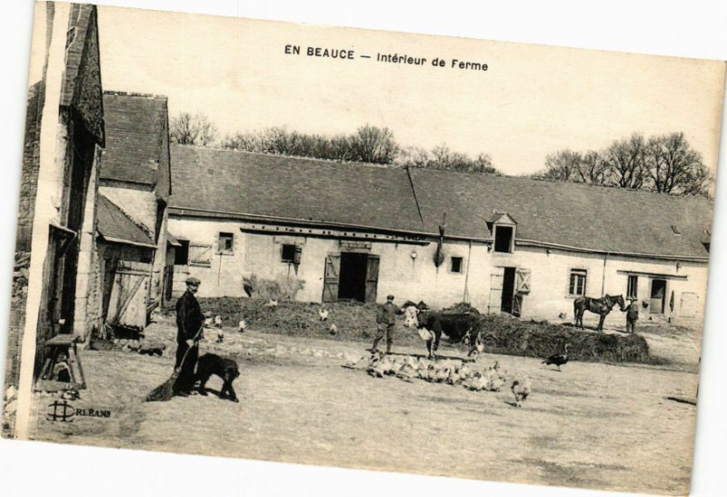 Carte postale ancienne En Beauce - Interieur de Ferme