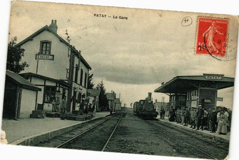 Carte postale ancienne Patay - La Gare à Patay