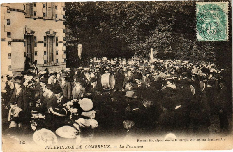 Carte postale ancienne Pélérinage De Combreux - La Procession à Combreux