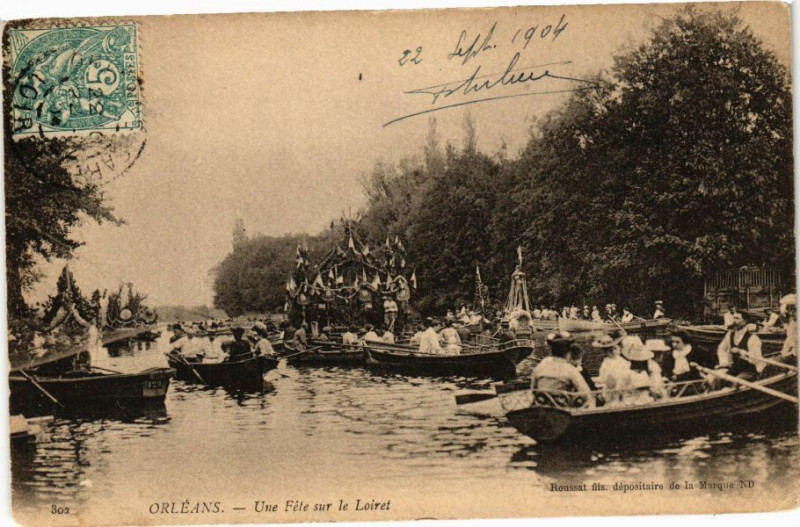 Carte postale ancienne Orleans - Une Fete sur le Loiret à Orléans