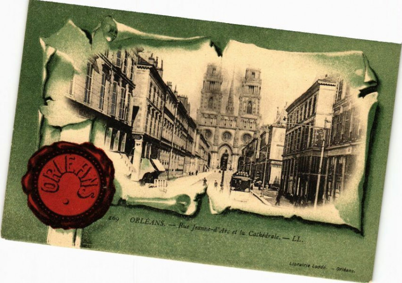 Carte postale ancienne Orleans-Rue Jeanne d'Arc et la Cathédrale à Orléans