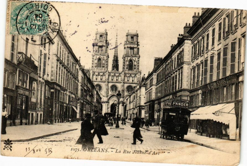 Carte postale ancienne Orleans-La Rue Jeanne d'Arc à Orléans