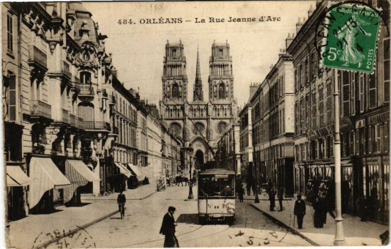 Carte postale ancienne Orleans-La Rue Jeanne d'Arc à Orléans