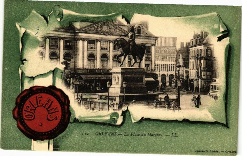 Carte postale ancienne Orleans-La Place du Martroy à Orléans