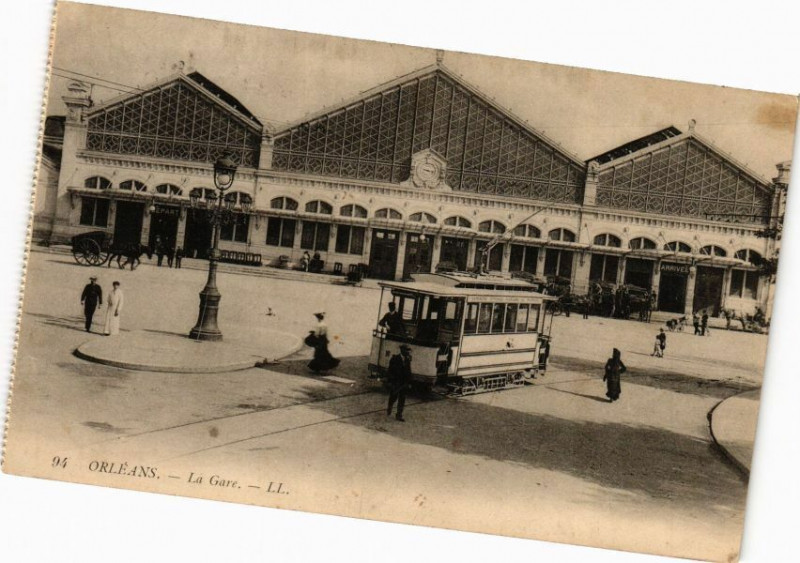 Carte postale ancienne Orleans-La Gare à Orléans