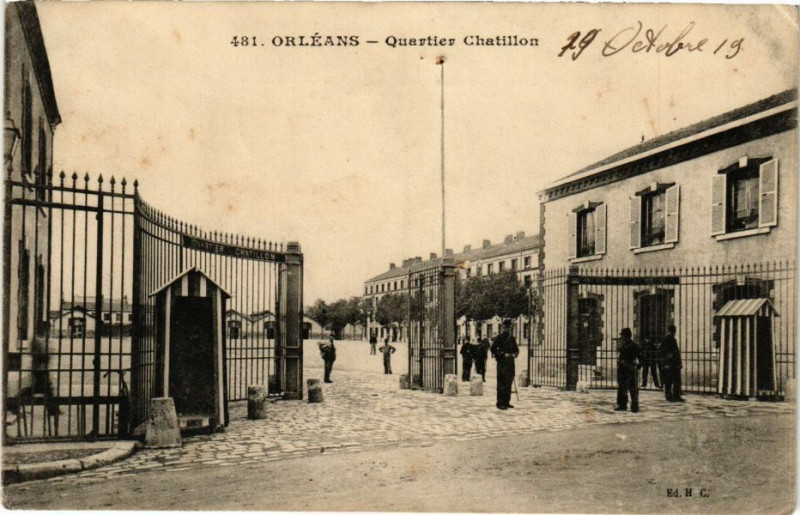 Carte postale ancienne Orleans-Quartier Chatillon à Orléans