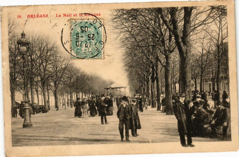Carte postale ancienne Orleans-Le Mail et le Kiosque à Orléans
