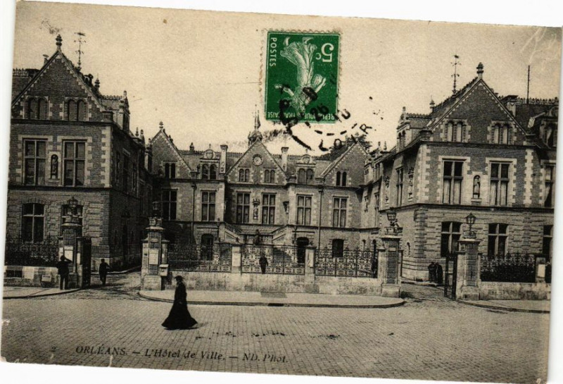 Carte postale ancienne Orleans - L'Hotel de Ville à Orléans